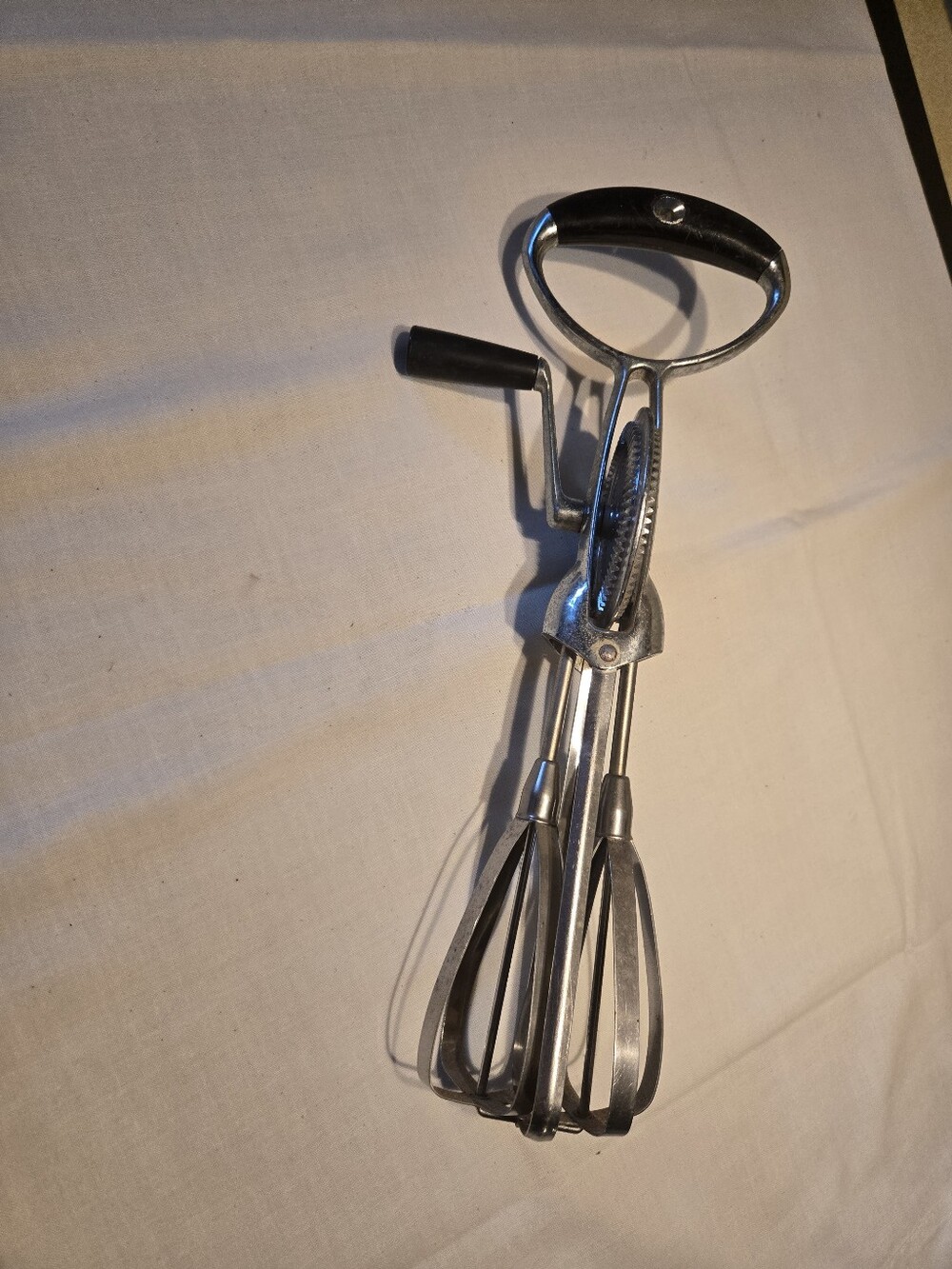 Hand-crank Egg Beater Whisk - Stainless Steel, Black Handle